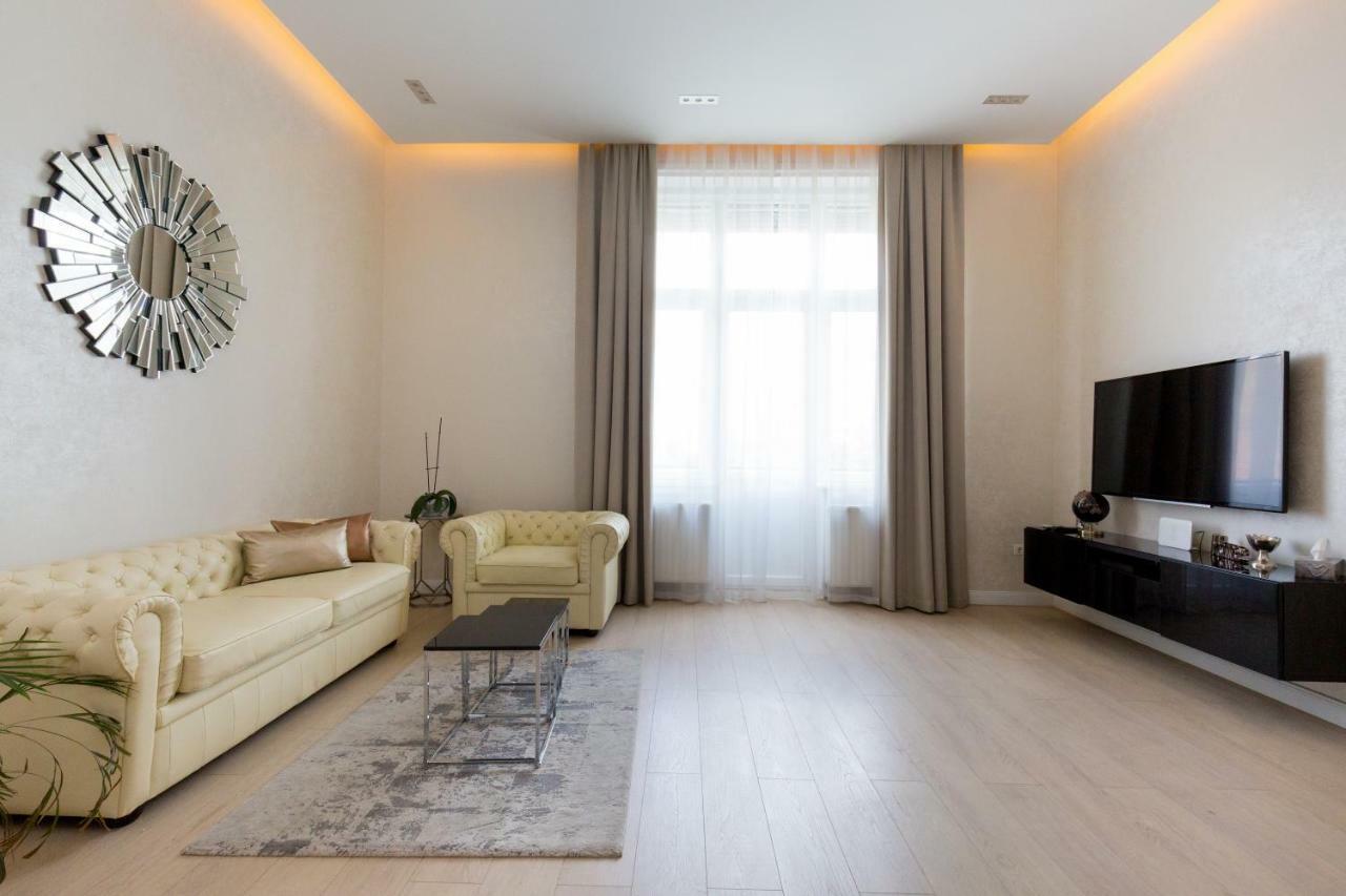 Grand Designer Dream Home In The Center W 3Br/3Bath Budapest Exterior photo